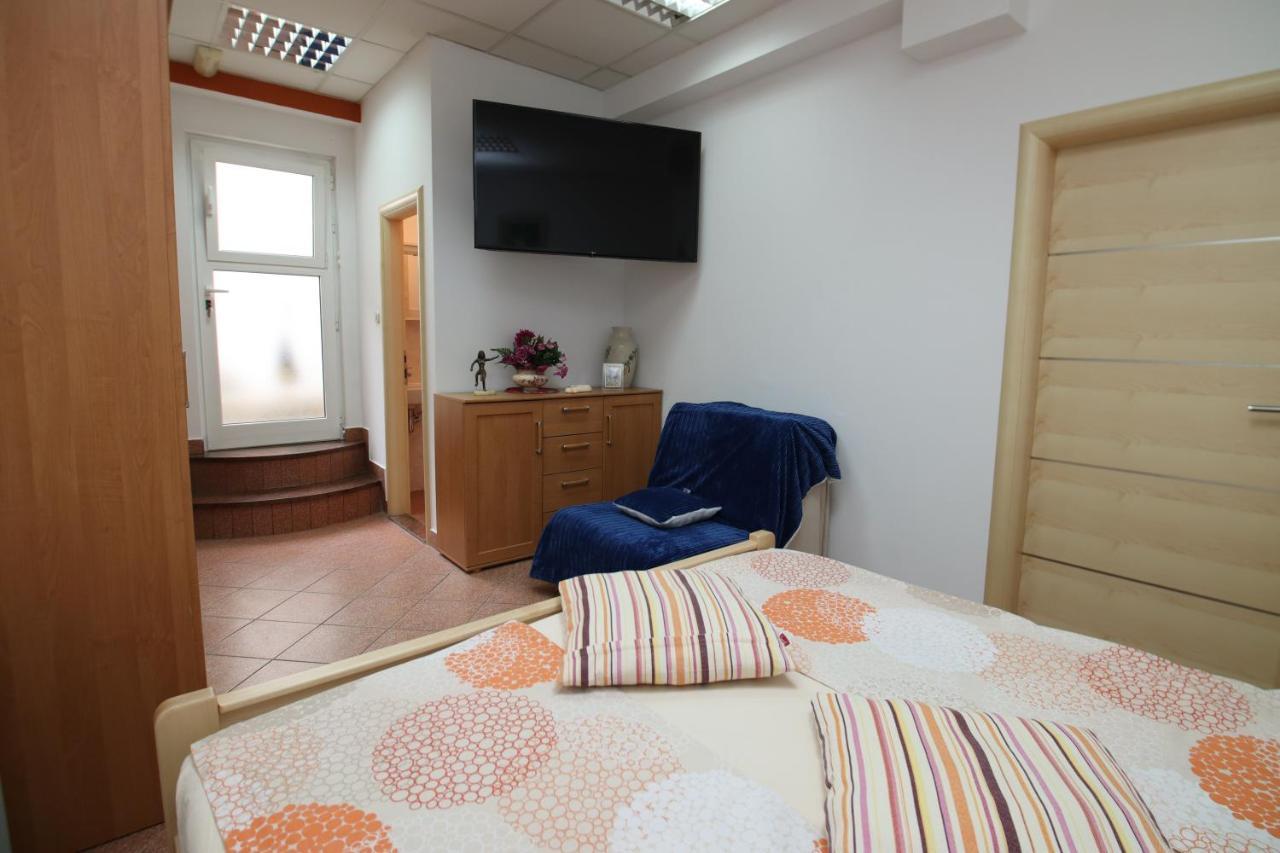 Apartments Villa Split Podstrana Bagian luar foto