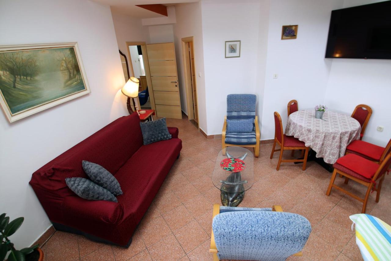 Apartments Villa Split Podstrana Bagian luar foto
